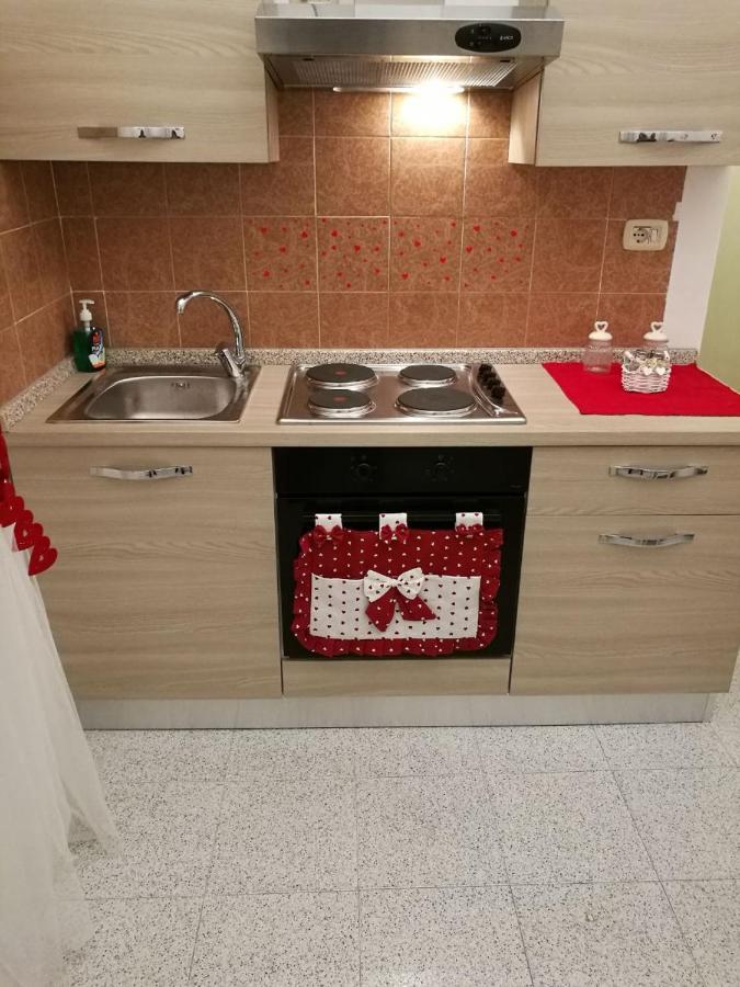 Appartamento Cuore Al Centro Di Таранто Екстер'єр фото